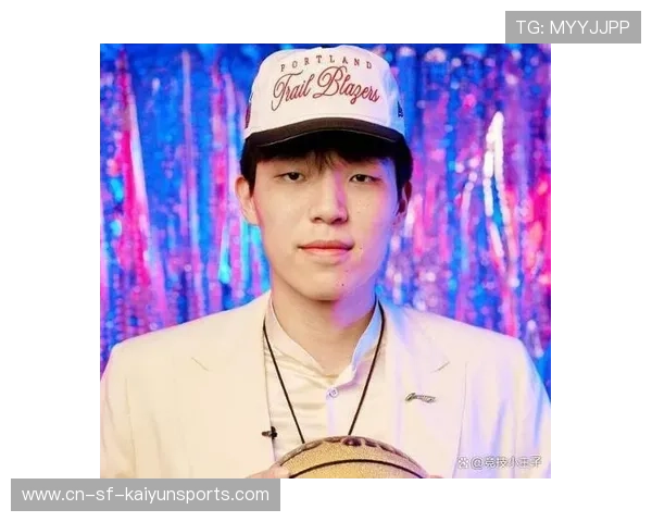 杨瀚森买断费遭调侃，青岛总经理：连伙食费都不够花，杨瀚森身高